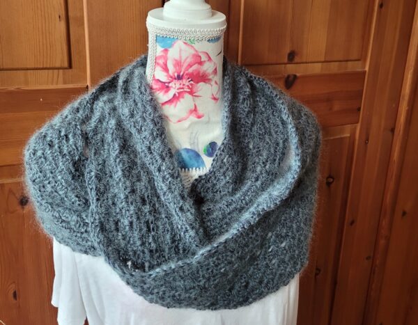 gehäkelter Möbius "Fluffy Granny Loop" (PDF) – Bild 2
